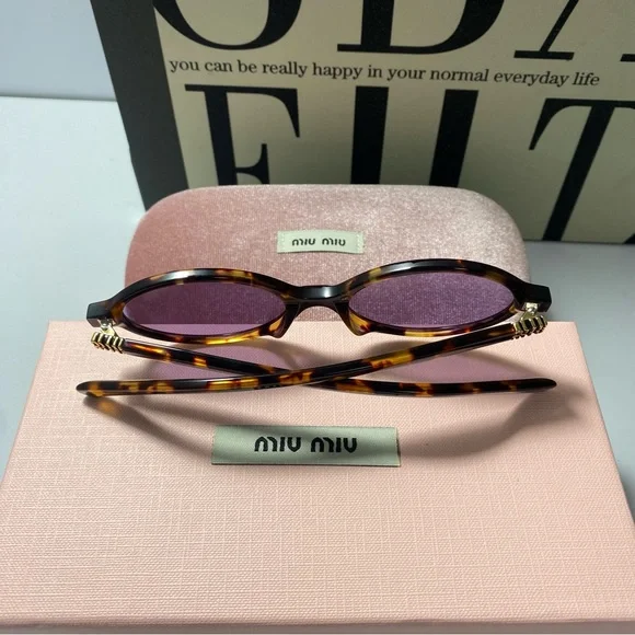 Miu Miu Tortoise Sunglasses with Lavender Lenses Miu Miu Eyewear Regard tortoiseshell-effect Sunglasses  main image 2